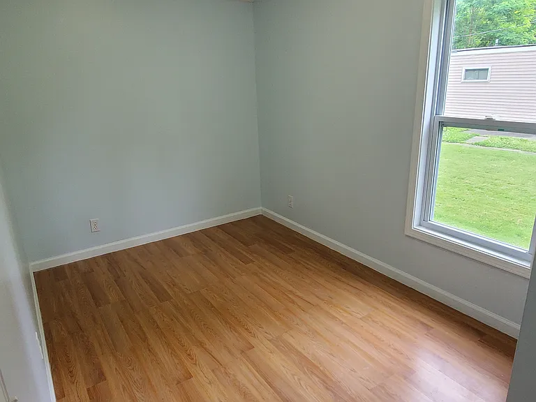 360 Briarwood Blvd — Photo 12
