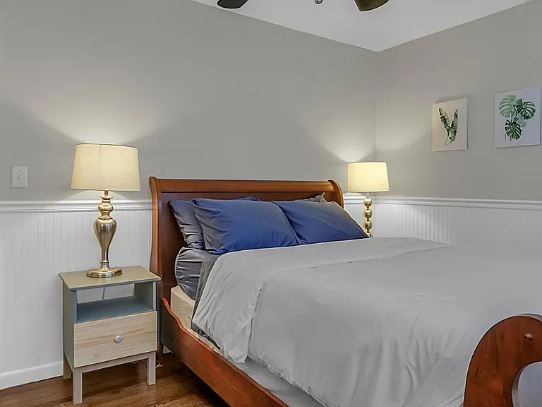 1152 Camden St — Photo 10