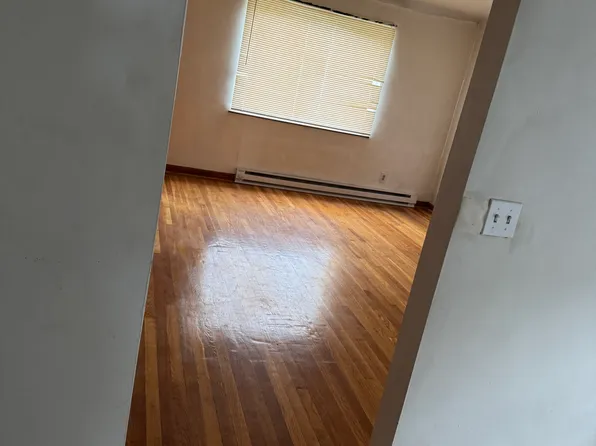8425 Reading Rd APT 2, Cincinnati, OH 45215