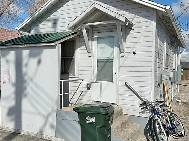 850 S 4th Ave — Photo 3