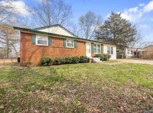 440 S Plymouth Rd NW, Huntsville, AL 35811