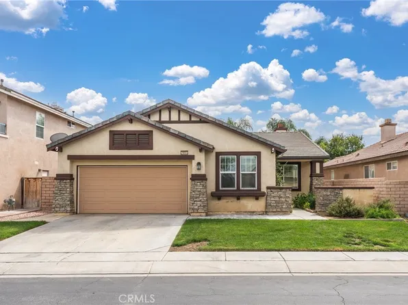 29665 Cottonwood Cove Dr, Menifee, CA 92584