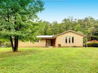 1166 Tuppers Creek Rd, Charleston, WV 25312