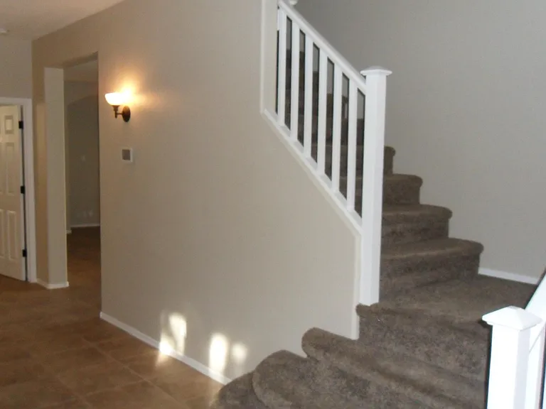9008 W Quail Ave — Photo 3