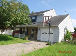 16 Emory St, Howell, NJ 07731