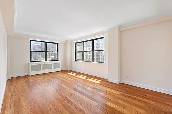 Sold by Compass | media 1