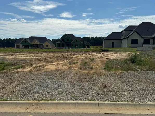 1625 Nantucket Dr, Conway, AR 72034