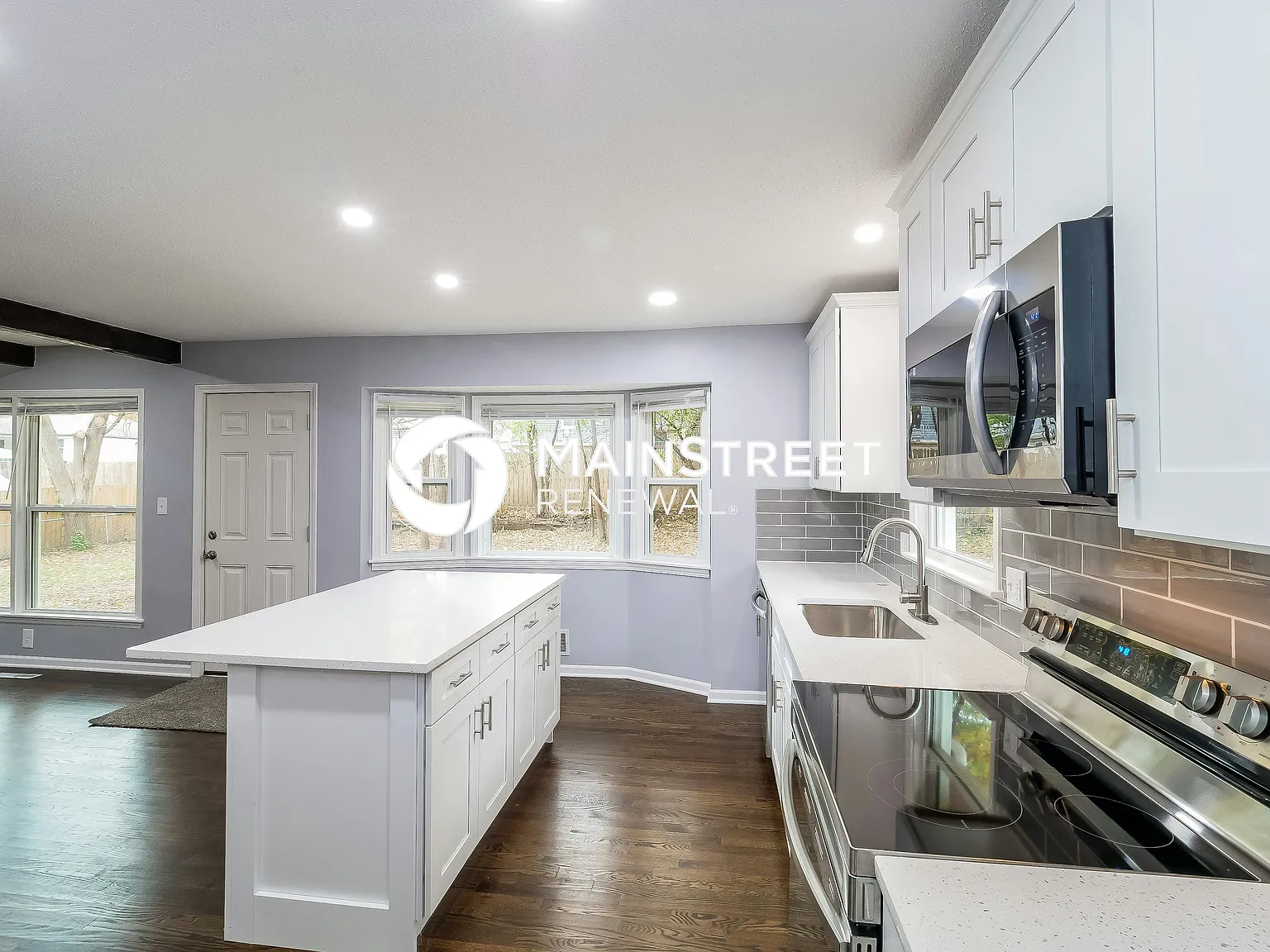9500 Knox Dr — Photo 4