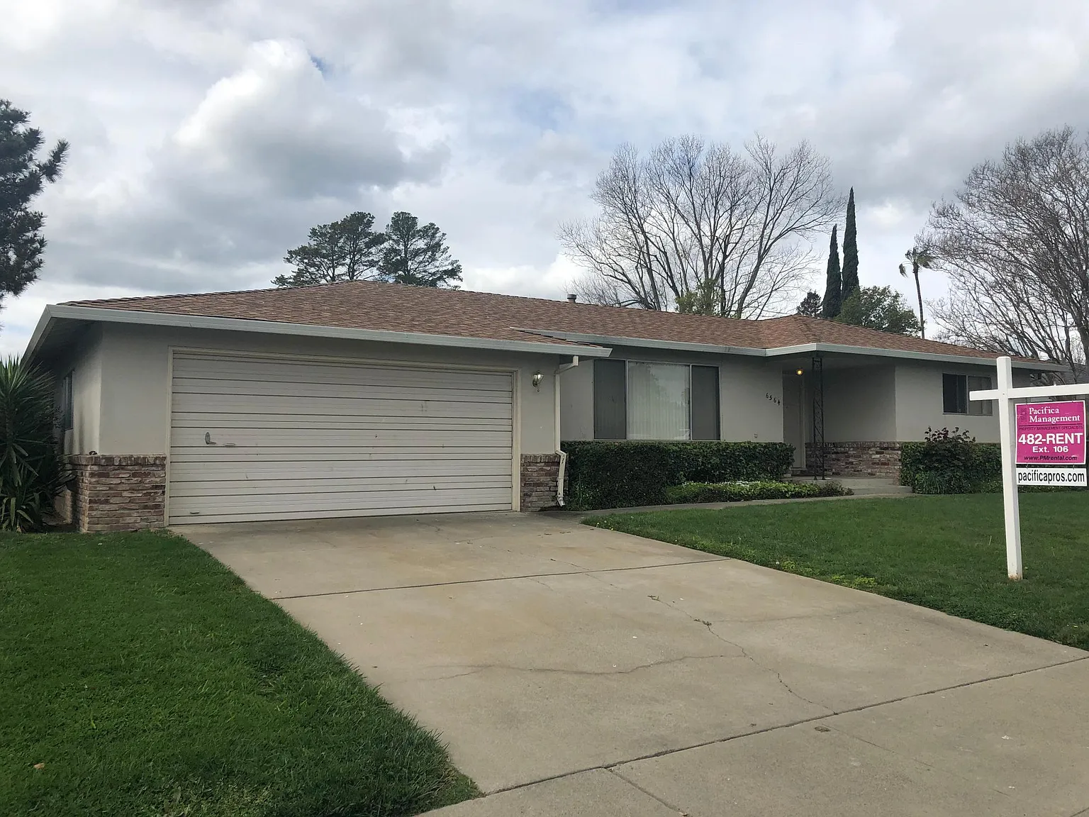 6564 Surfside Way photo 1