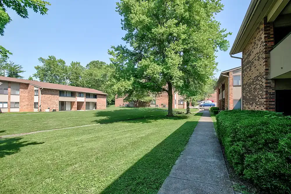 Sunset Rill Apartments — Photo 1