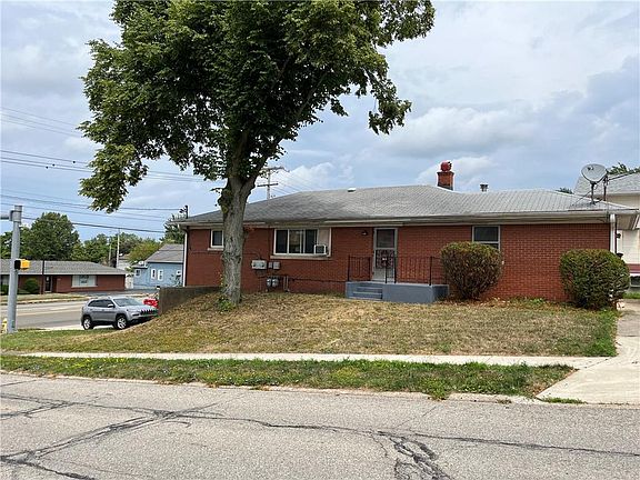 2nd image of 1001 E 38th St