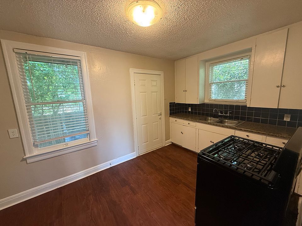 2200 S 5th St, Austin, TX 78704 | Zillow