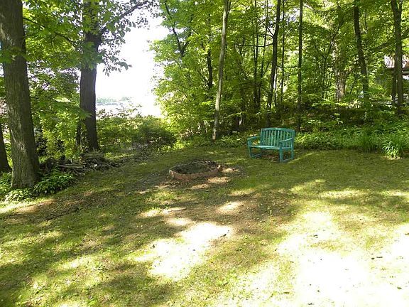 2nd image of 32344 Hilltop Road
