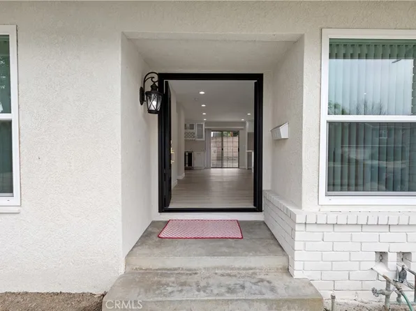 8956 Swallow Ave, Fountain Valley, CA 92708