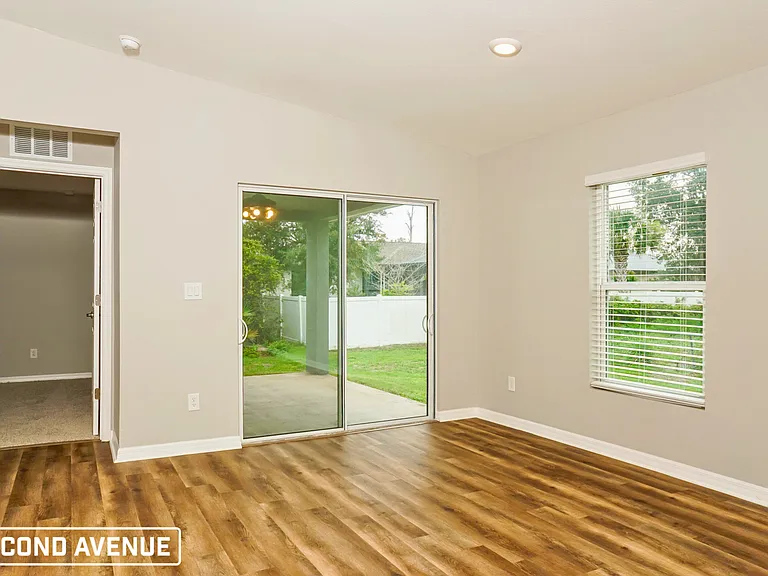 14203 Brisk Ave — Photo 7