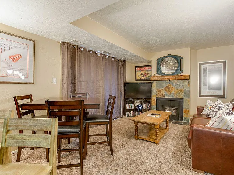 2000 Prospector Ave #1 — Photo 8