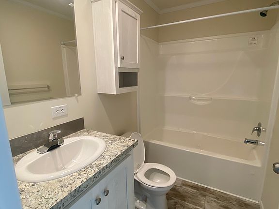 5th image of 315 W Gordon Pike #59