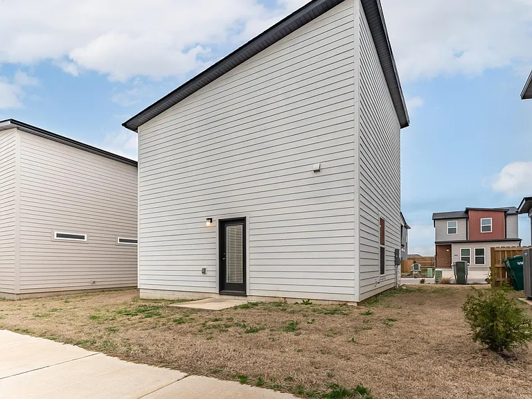 941 Boardwalk Ave — Photo 14