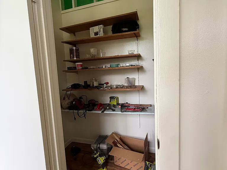 Walk-in closet
