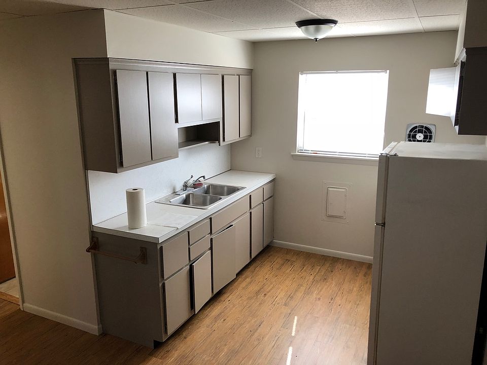 Country Hill Apartments LLC 126 Country Hill Rd Orwigsburg, PA