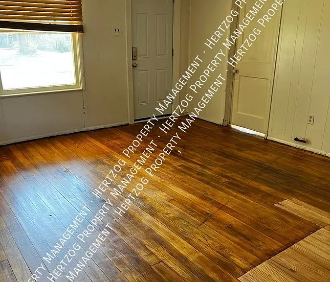 722 N Palm St — Photo 6