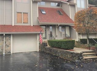 1 Shadowbrook Ln APT C, Smithfield, RI 02917