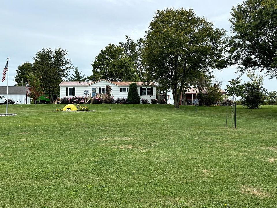 1st image of 800 Main St