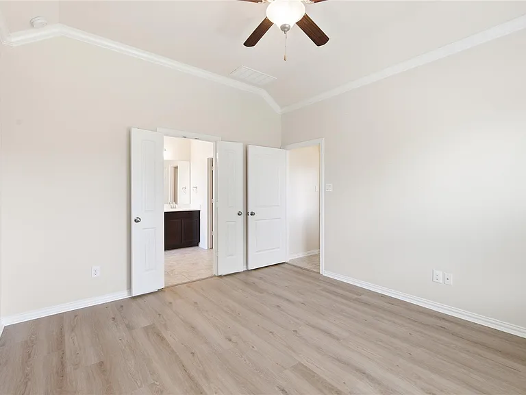 2601 Rough Berry Rd — Photo 20