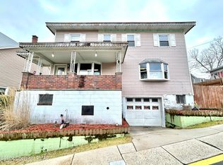 97 Center Ave, Jim Thorpe, PA 18229