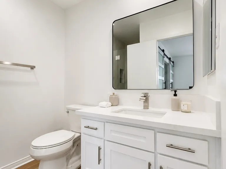 1852 Corinth Ave #19 — Photo 17
