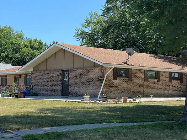 200 Kingwood St, Wolbach, NE 68882