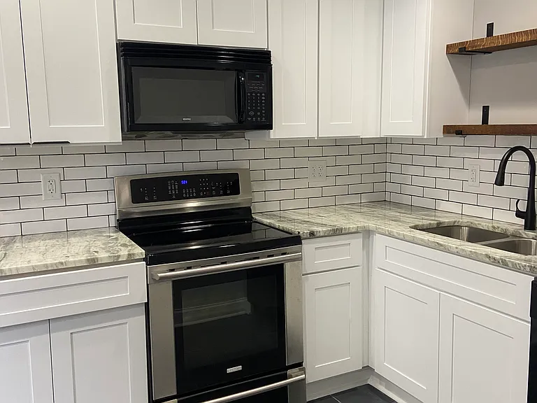 828 W Kalamazoo Ave #1 — Photo 4