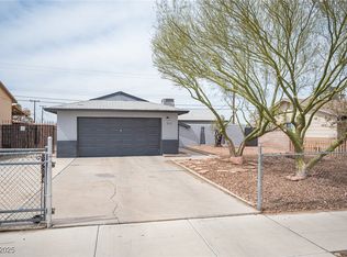 815 Center St, Henderson, NV 89015