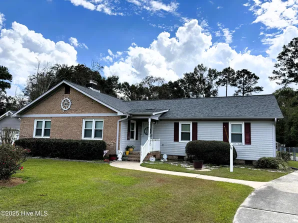 327 Southwest Drive, Jacksonville, NC 28540