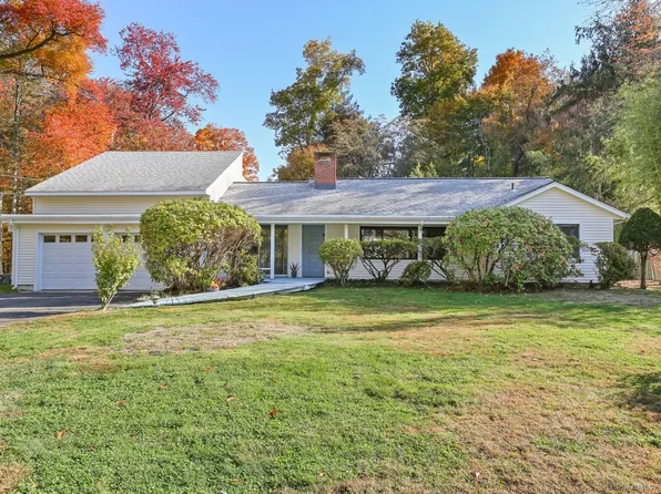 10 Peaceful Lane, Norwalk, CT 06851