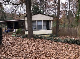 136 Forest Rd, Stockbridge, GA 30281