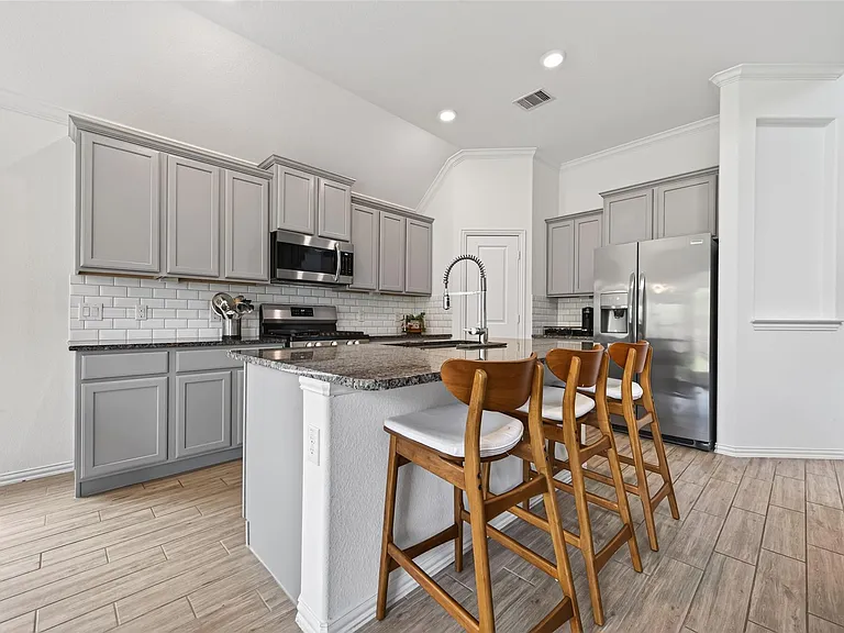 19115 Falkenstein Castle Way — Photo 9