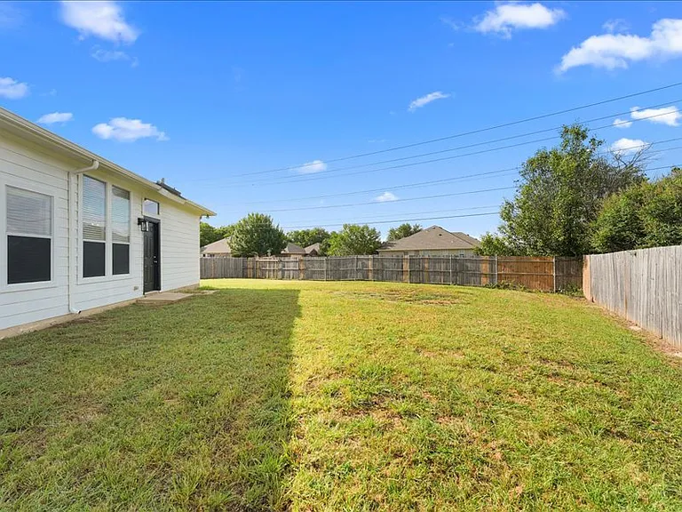 1201 Telese Ct — Photo 24