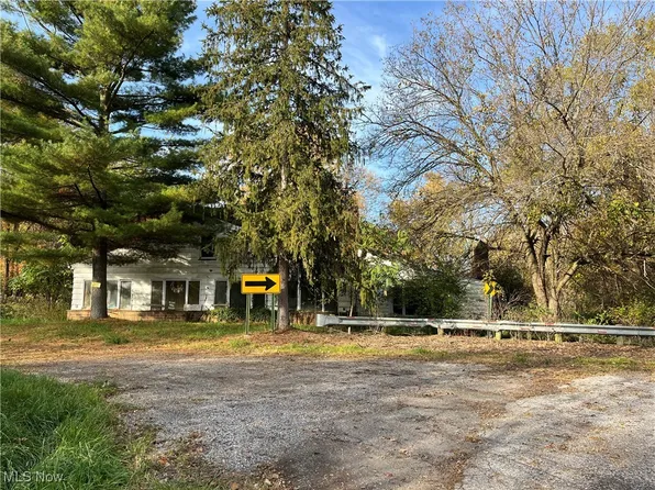 7885 Freedom Rd, Windham, OH 44288
