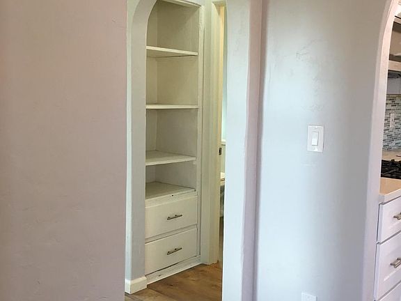 4th image of 4620 32nd St