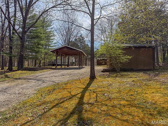 2nd image of 6786 Hyacinth Ln