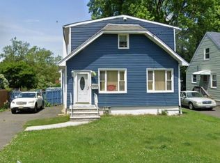 552 W 7th Ave, Roselle, NJ