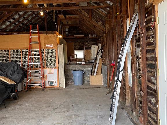 3rd image of 13408 Highlane St