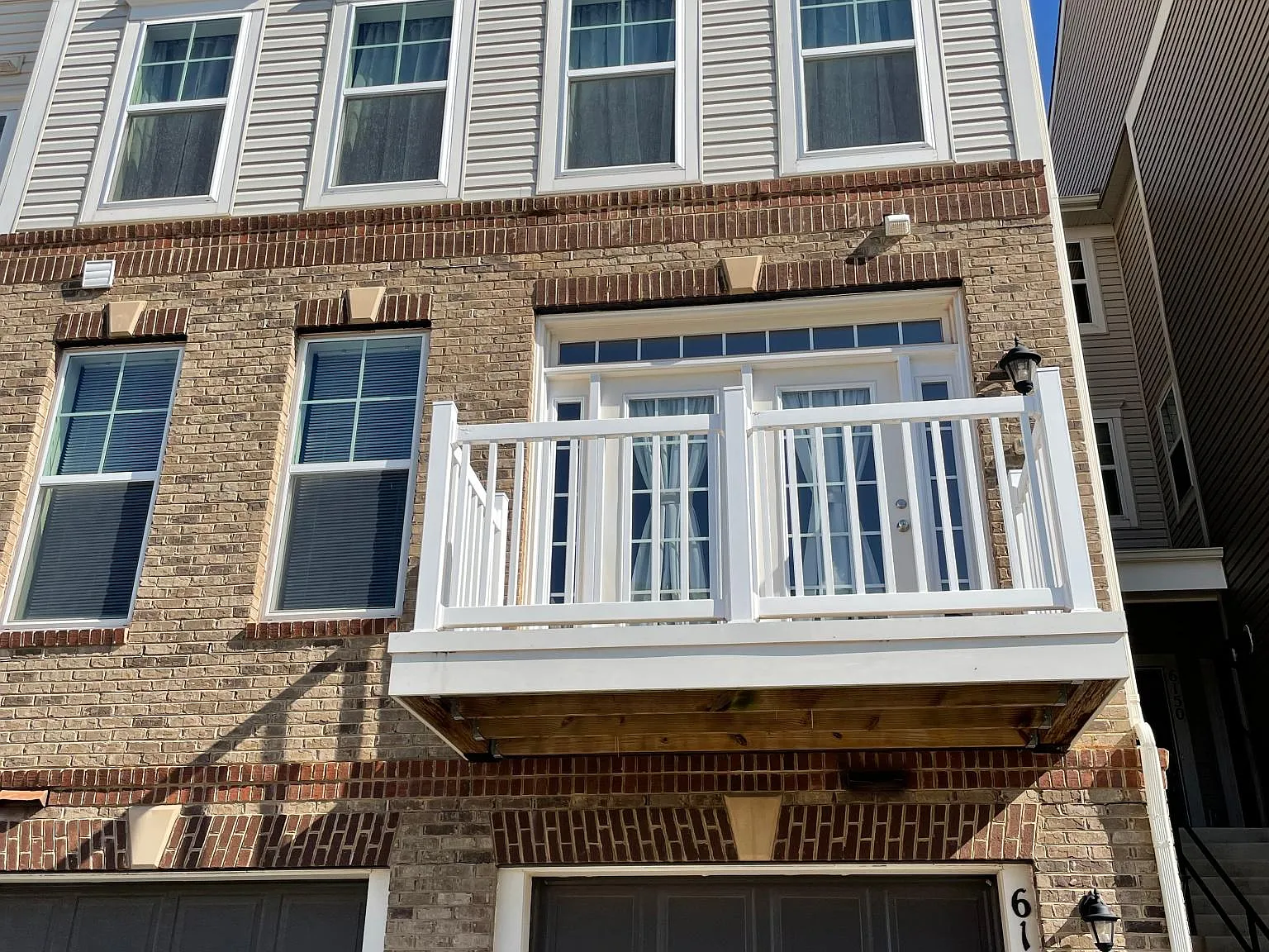 3 bed, 2.5 bath, 1850 sqft, $2,700 — Photo 1