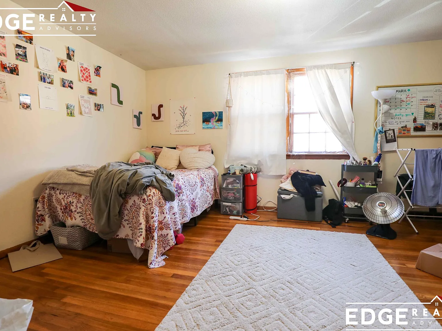 4 bed, 1.5 bath, 1500 sqft, $4,900 — Photo 3