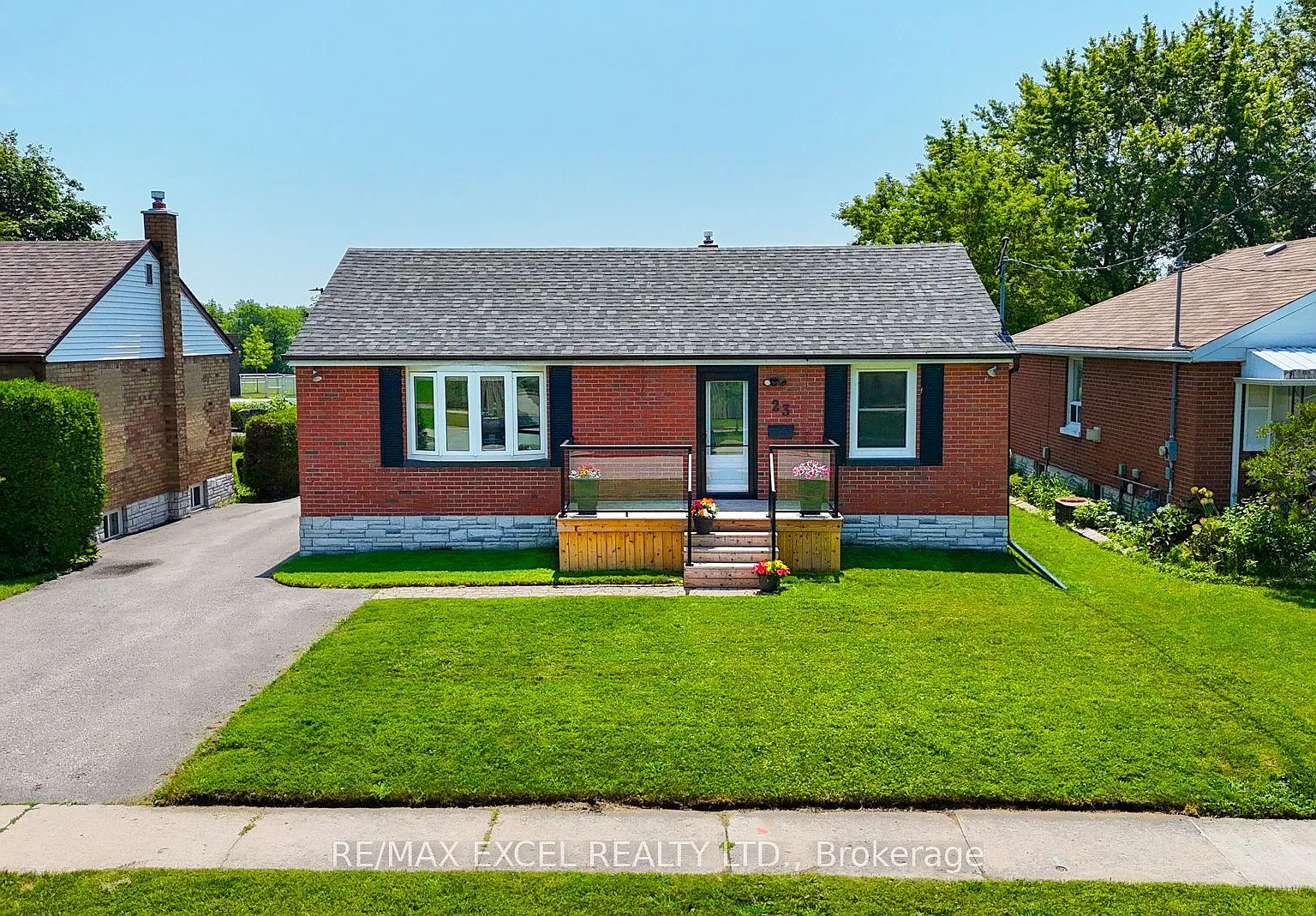 3 bed, $2,500 — Photo 2