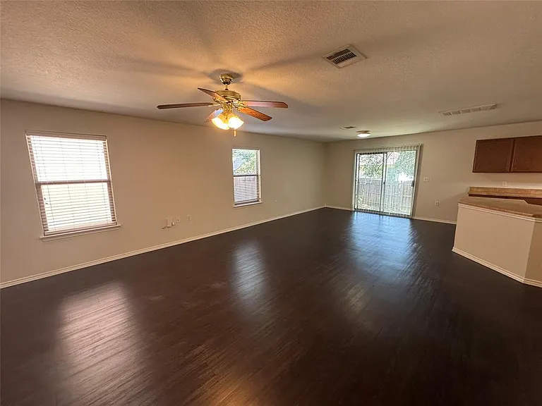 7020 Doyal Dr — Photo 4