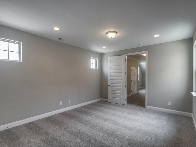 923 Scouting Dr — Photo 24