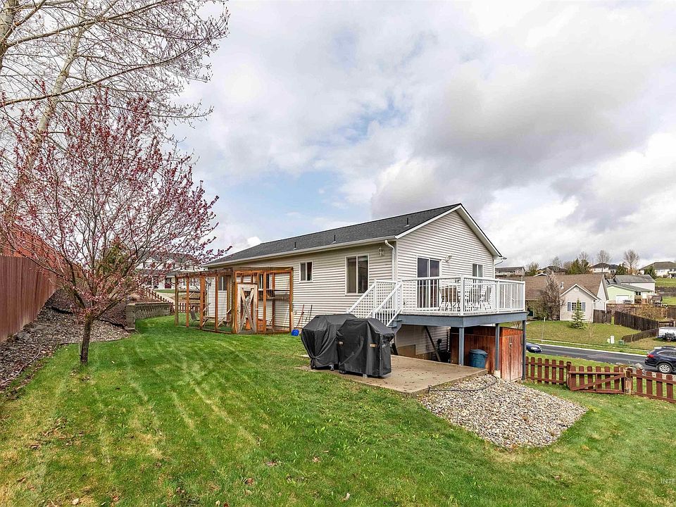 315 Julie Dr, Moscow, ID 83843 Zillow