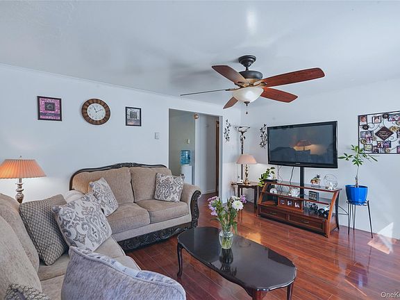 5th image of 1228 Albany Post Road